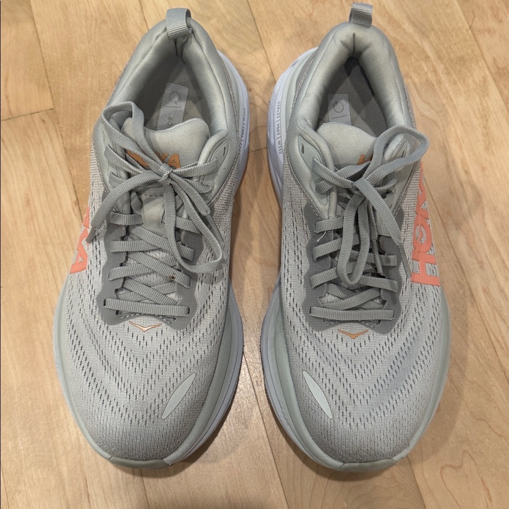 Hoka Gray White Athletic Shoes Bondi 8 8.5 women